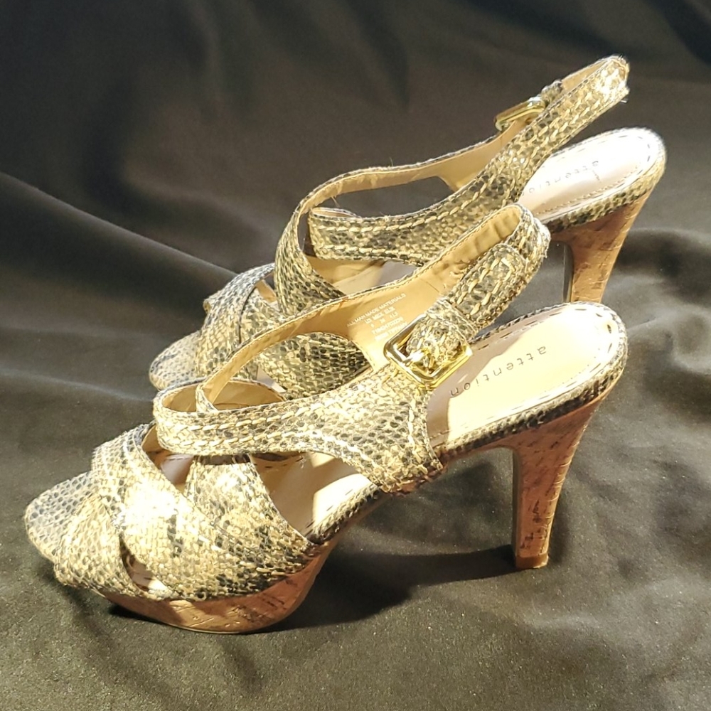 ATTENTION Snake Skin Cork Sandals size 9 EUC - Picture 3 of 7
